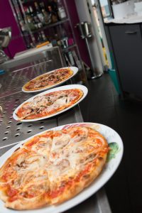 Glutenfreie Pizzen im Akkord