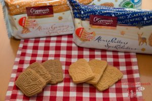 Coppenrath glutenfreier Spekulatius (links Gewürz, rechts Butter)